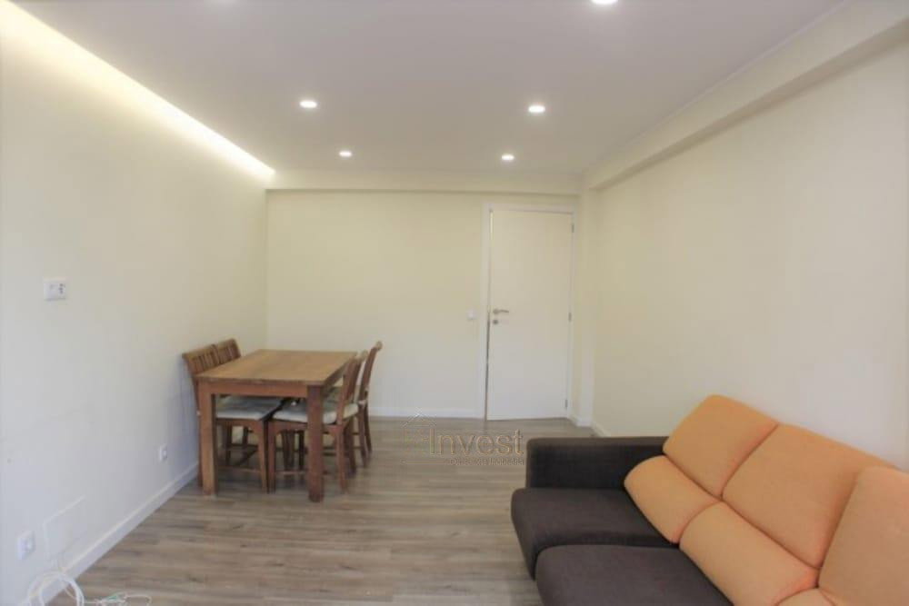 Apartamento T2 Recuperado no Centro de Mem Martins — foto 4