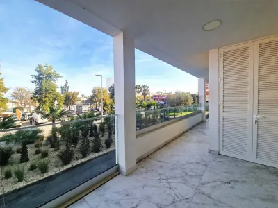 Apartamento T2 Novo com Garagem e Piscina - Lagos