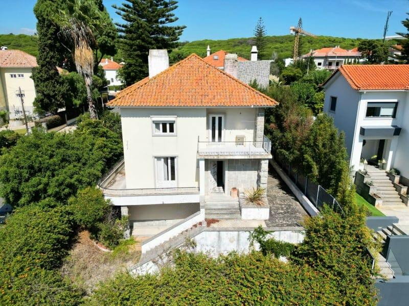Moradia Isolada no Restelo para Remodelação