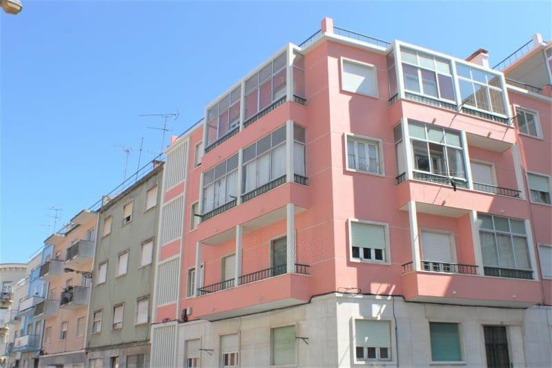 Apartamento T2 à venda na Rua do Mirador, Ajuda