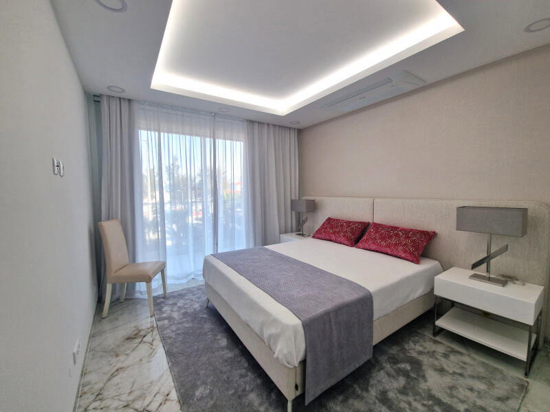 Apartamento T2 Novo com Garagem e Piscina - Lagos